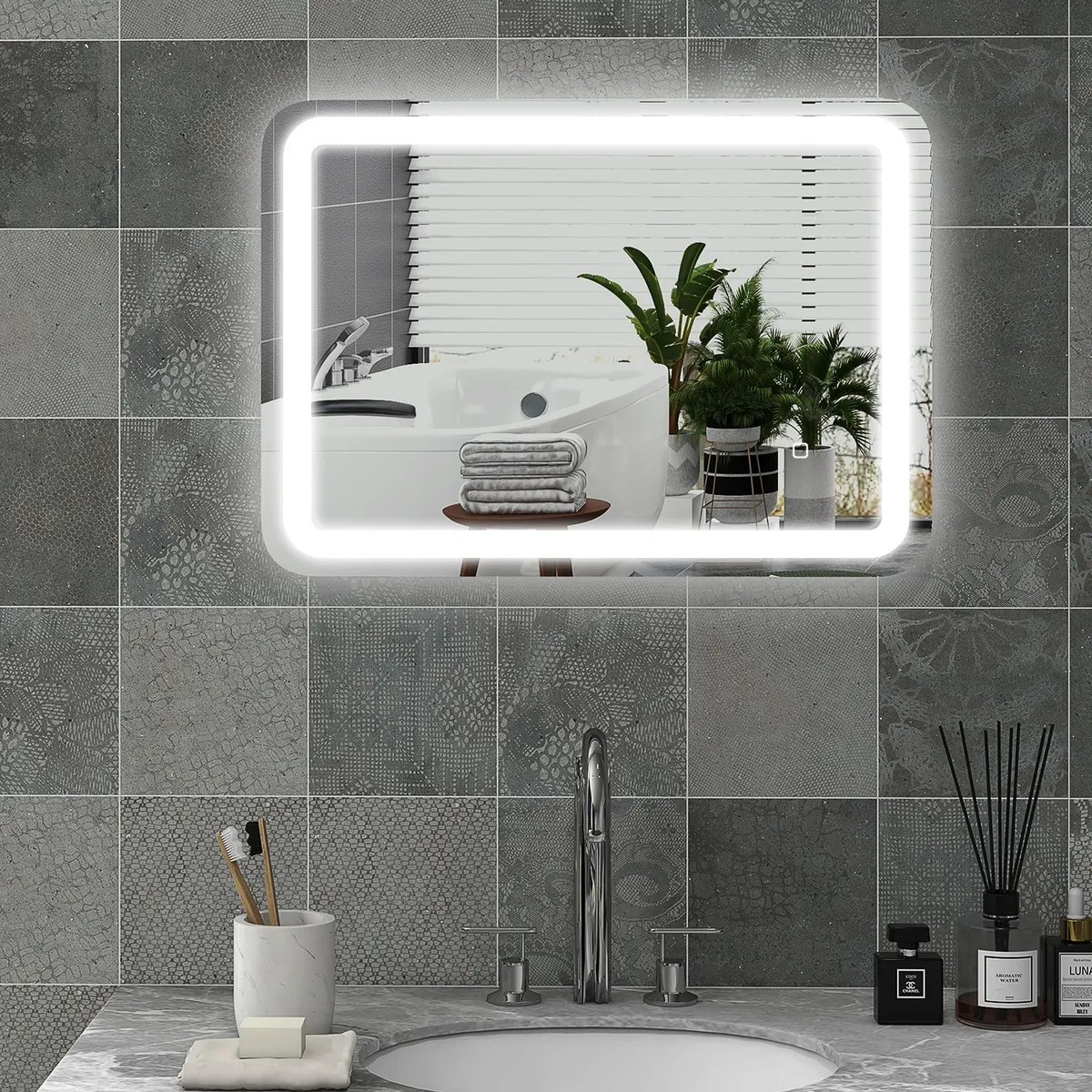LED-Spiegel im Badezimmer